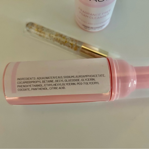 Eyelash Extension Cleanser - Picture 2 of 2